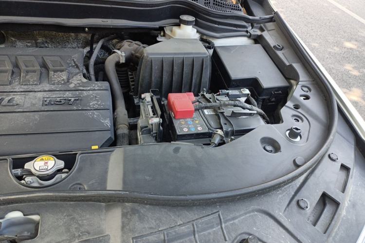 Used Haval H6 2019 Sport Edition 1.5T Automatic Two-Wheel Drive Elite Model China VI Engine Bay Left