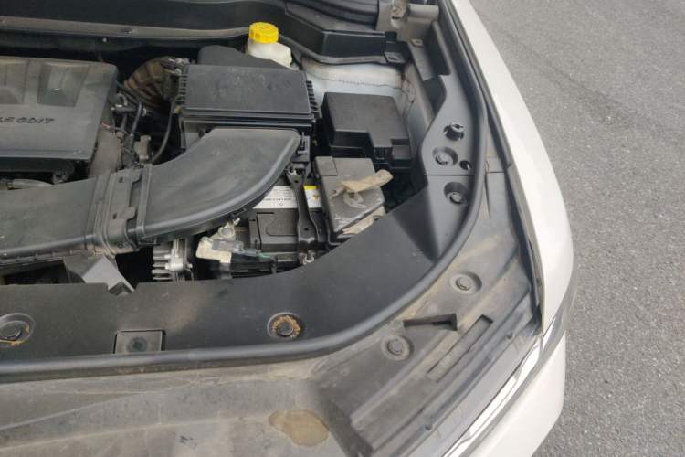 Used Haval H6 2019 1.5 GDIT Automatic Luxury Smart Connect Version China VI Standard Engine Bay Left