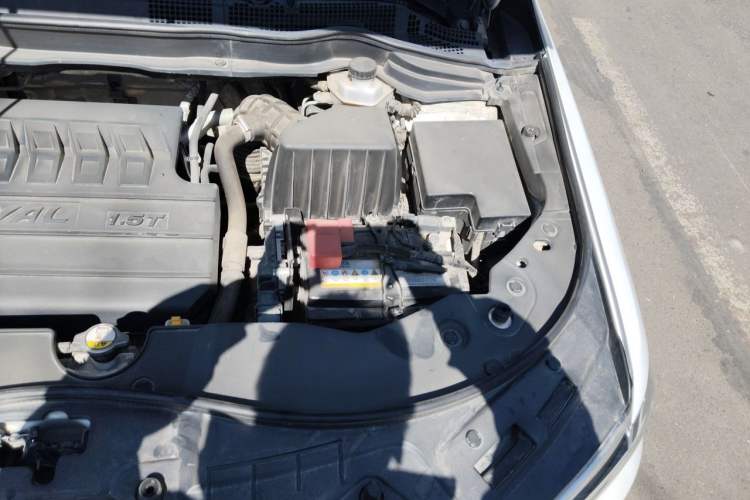Used Haval H6 2019 Sport Edition 1.5T Automatic Two-Wheel Drive Prestige Smart Connectivity Model China VI Engine Bay Left