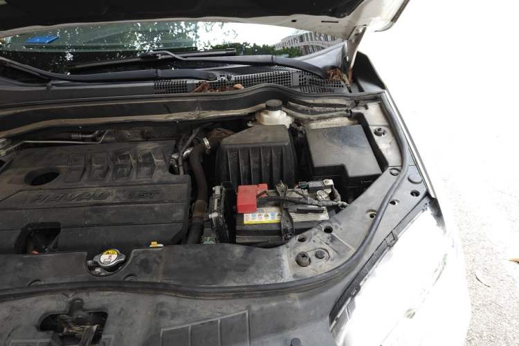 Used Haval H6 2019 Sport Edition 1.5T Automatic Two-Wheel Drive Elite Model China VI Engine Bay Left
