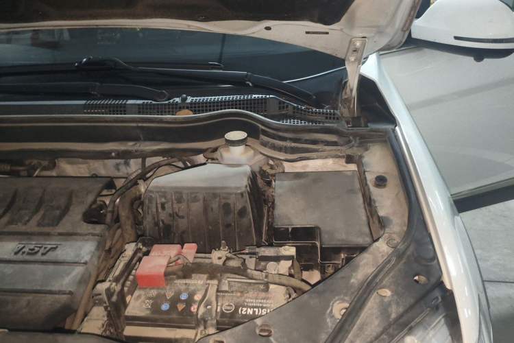Used Haval H6 2019 Sport Edition 1.5T Automatic Two-Wheel Drive Elite Model China VI Engine Bay Left
