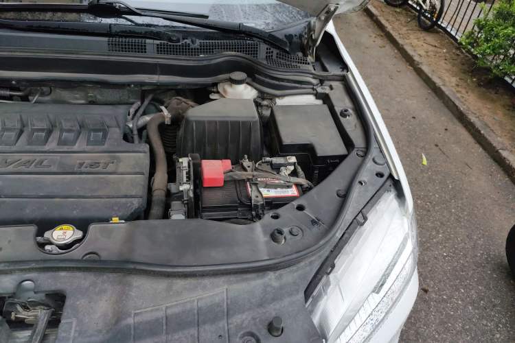 Used Haval H6 2019 Sport Edition 1.5T Manual Two-Wheel Drive Elite Model China VI Standard Engine Bay Left