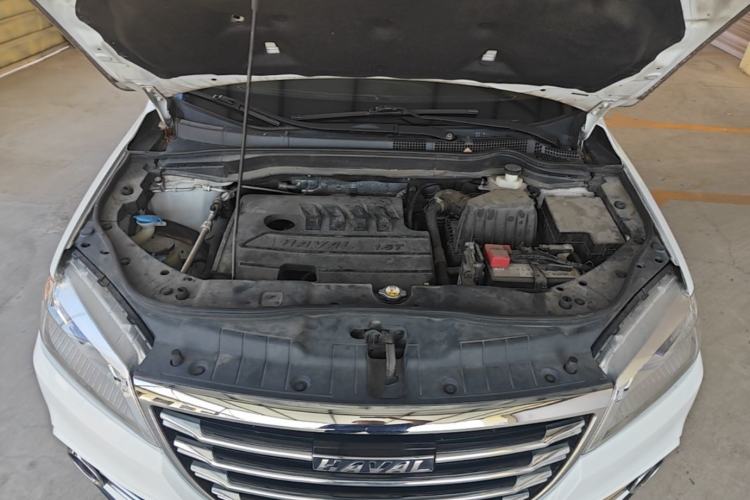 Used Haval H6 2019 Sport Edition 1.5T Automatic Two-Wheel Drive Elite Model China VI Engine Bay