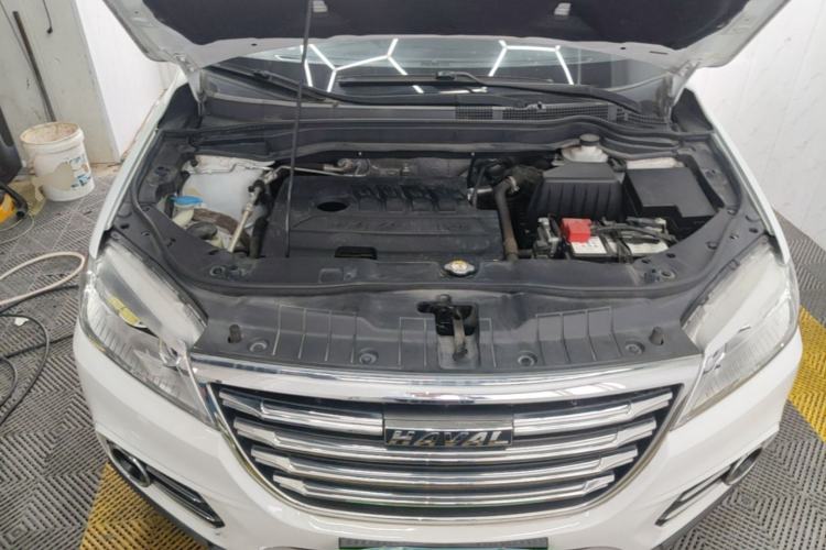 Used Haval H6 2019 Sport Edition 1.5T Automatic Two-Wheel Drive Elite Model China VI Engine Bay