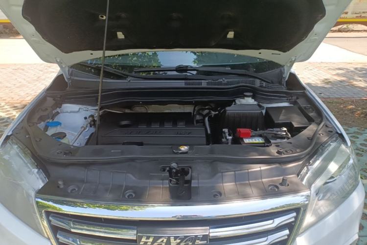 Used Haval H6 2019 Sport Edition 1.5T Automatic Two-Wheel Drive Elite Model China VI Engine Bay