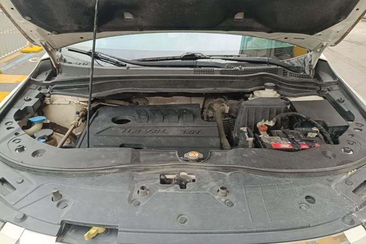 Used Haval H6 2019 Sport Edition 1.5T Automatic Two-Wheel Drive Elite Model China VI Engine Bay