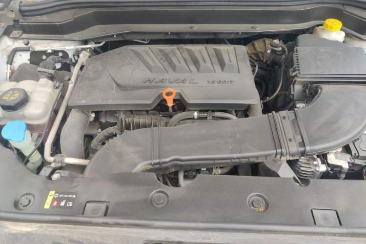 Used Haval H6 2019 1.5 GDIT Automatic Luxury Smart Connect Version China VI Standard Engine Bay