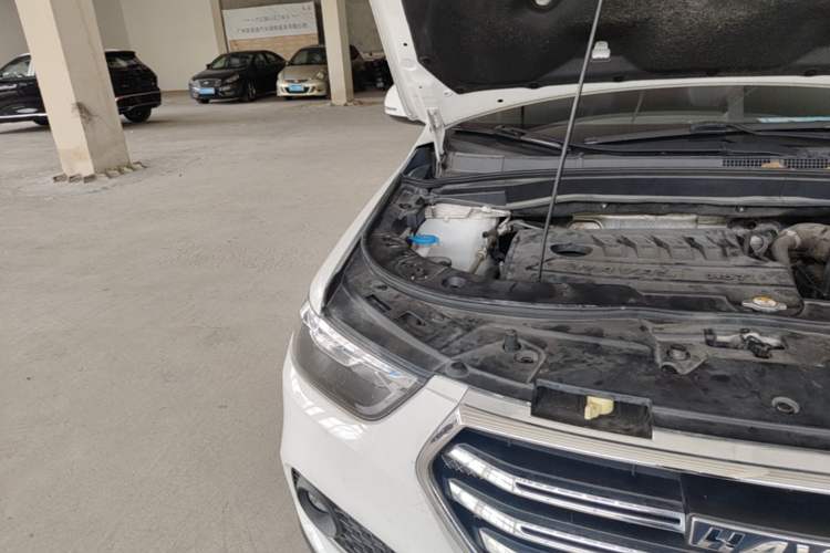 Used Haval H6 2019 Sport Edition 1.5T Automatic Two-Wheel Drive Elite Model China VI Engine Bay Right