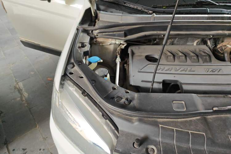 Used Haval H6 2019 Sport Edition 1.5T Automatic Two-Wheel Drive Elite Model China VI Engine Bay Right