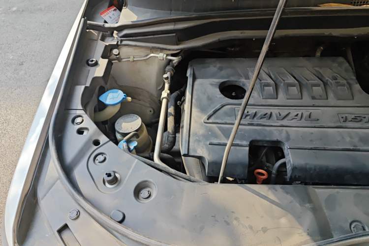 Used Haval H6 2019 Sport Edition 1.5T Automatic Two-Wheel Drive Elite Model China VI Engine Bay Right