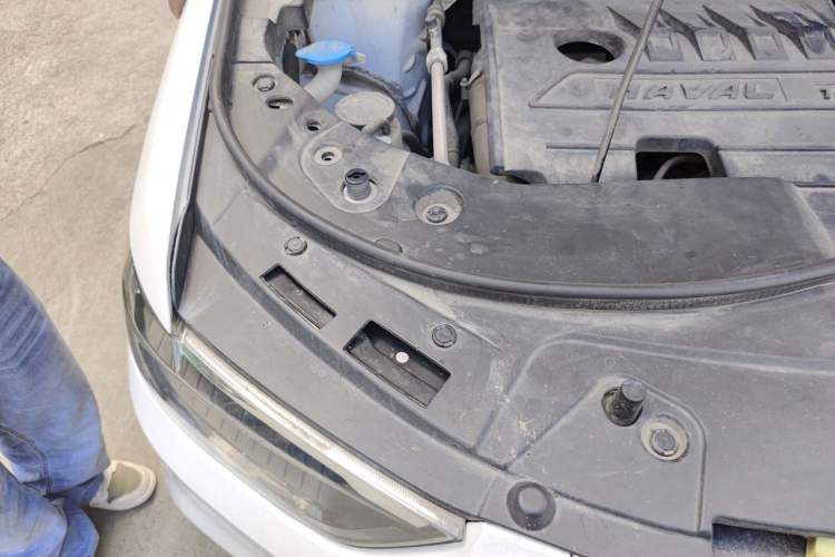 Used Haval H6 2019 Sport Edition 1.5T Automatic Two-Wheel Drive Elite Model China VI Engine Bay Right