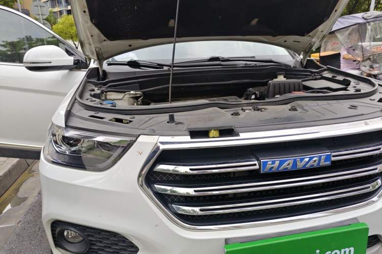 Used Haval H6 2019 Sport Edition 1.5T Automatic Two-Wheel Drive Elite Model China VI Engine Bay Right