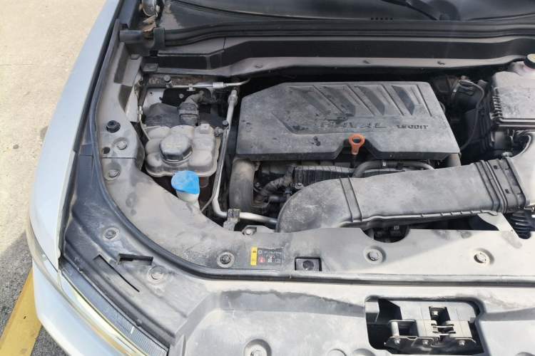 Used Haval H6 2019 1.5 GDIT Automatic Luxury Smart Connect Version China VI Standard Engine Bay Right