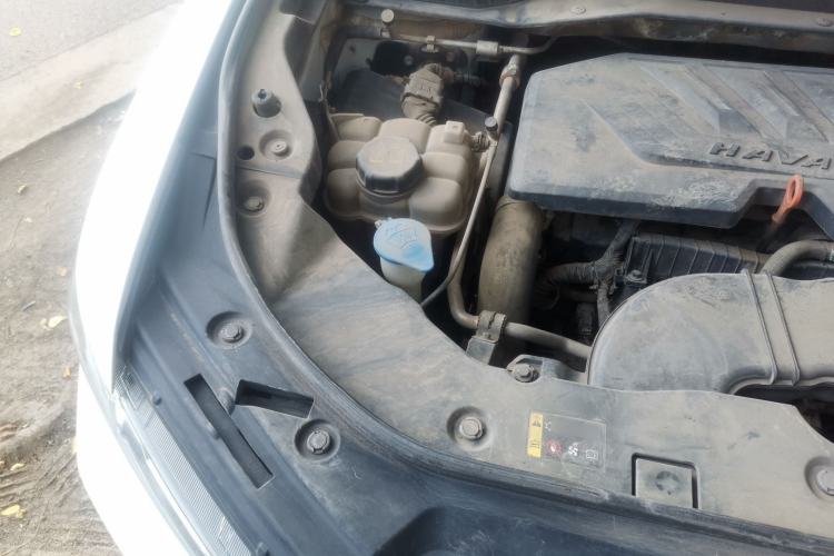 Used Haval H6 2019 1.5 GDIT Automatic Luxury Smart Connect Version China VI Standard Engine Bay Right