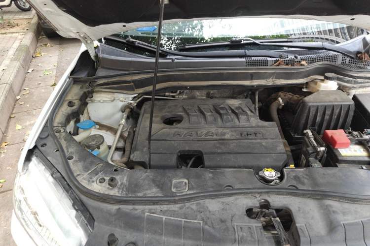 Used Haval H6 2019 Sport Edition 1.5T Automatic Two-Wheel Drive Elite Model China VI Engine Bay Right