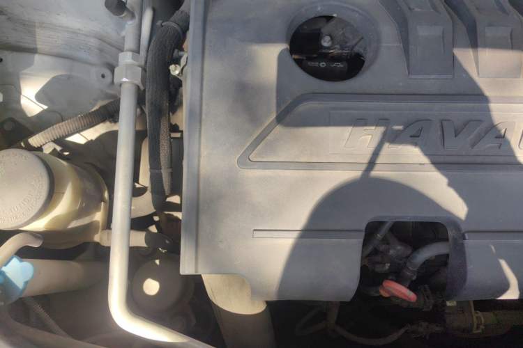 Used Haval H6 2019 Sport Edition 1.5T Automatic Two-Wheel Drive Elite Model China VI Engine Bay Right