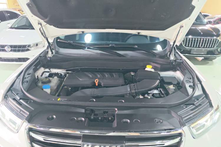 Used Haval H6 2019 1.5 GDIT Automatic Champion Edition China VI Standard Engine Bay