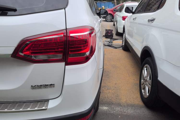 Used Haval H6 2019 Sport Edition 1.5T Automatic Two-Wheel Drive Elite Model China VI Exterior 3
