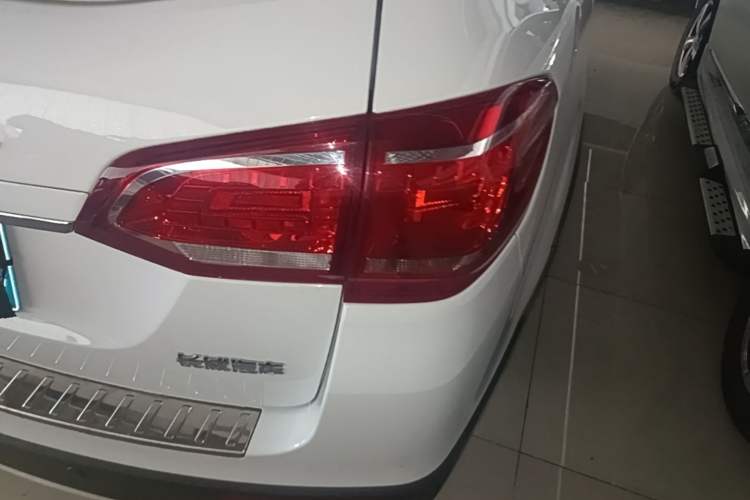 Used Haval H6 2019 Sport Edition 1.5T Automatic Two-Wheel Drive Elite Model China VI Exterior 3