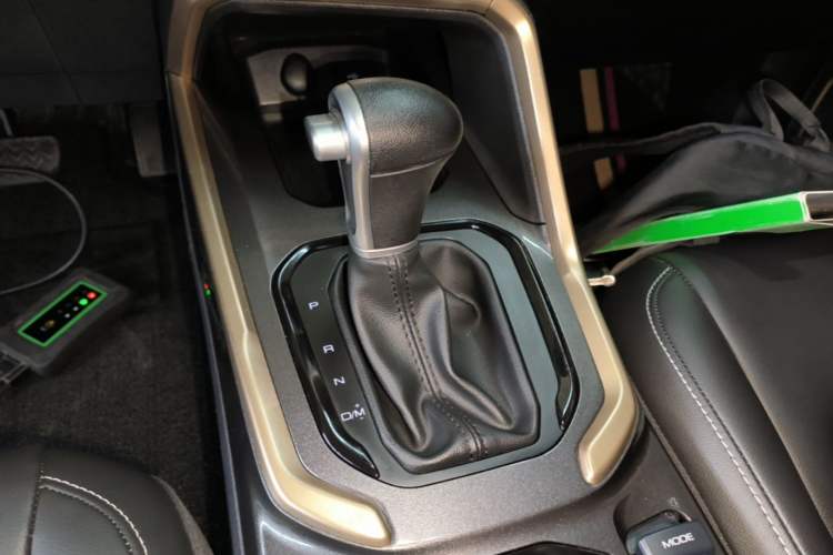 Used Haval H6 2019 Blue Label 1.5 GDIT Automatic Champion Edition Gear Lever