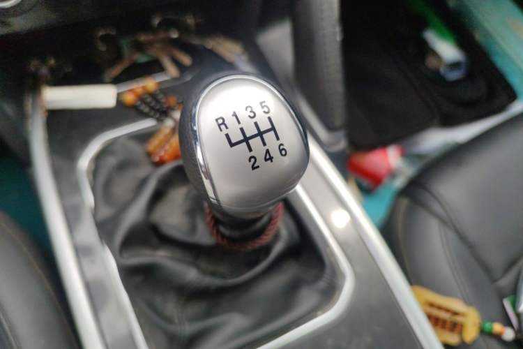 Used Haval H6 2019 Sport Edition 1.5T Manual Two-Wheel Drive Elite Model China VI Standard Gear Lever