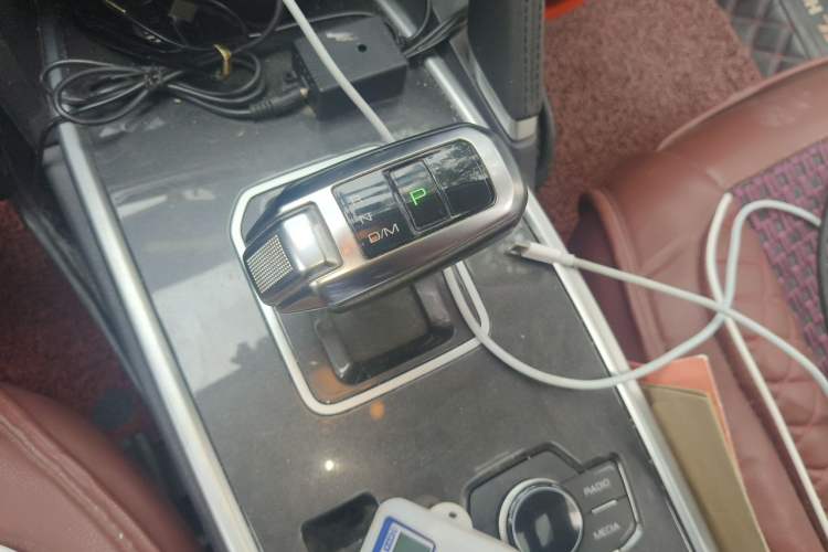Used Haval H6 2019 Sport Edition 1.5T Automatic Two-Wheel Drive Elite Model China VI Gear Lever