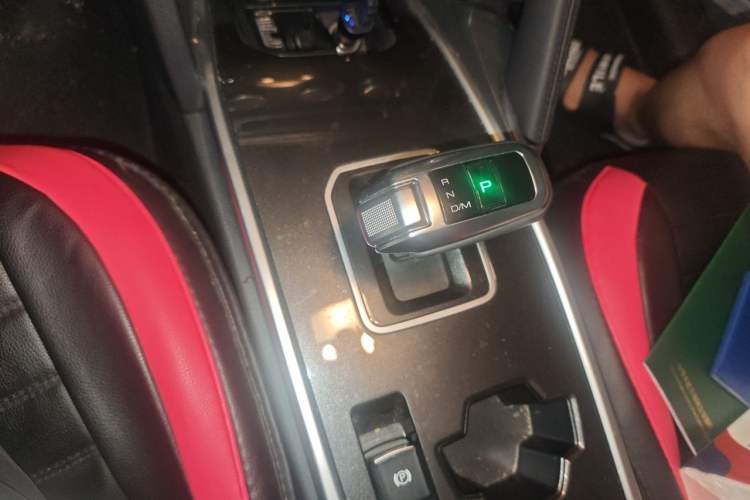 Used Haval H6 2019 Sport Edition 1.5T Automatic Two-Wheel Drive Elite Model China VI Gear Lever