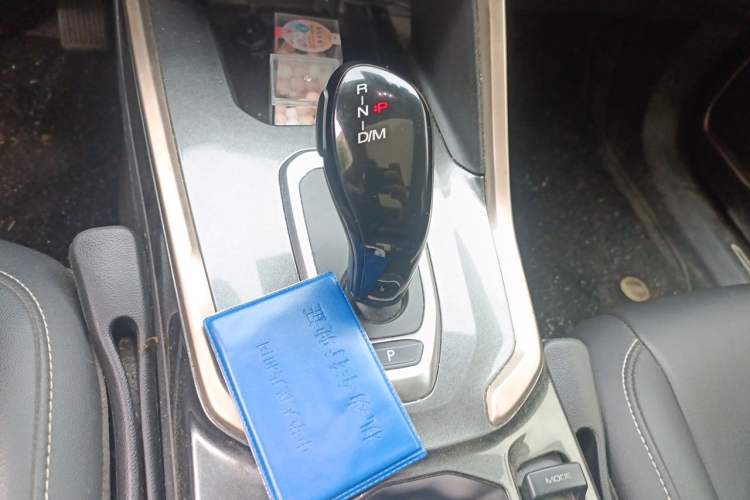 Used Haval H6 2019 1.5 GDIT Automatic Champion Edition China VI Standard Gear Lever
