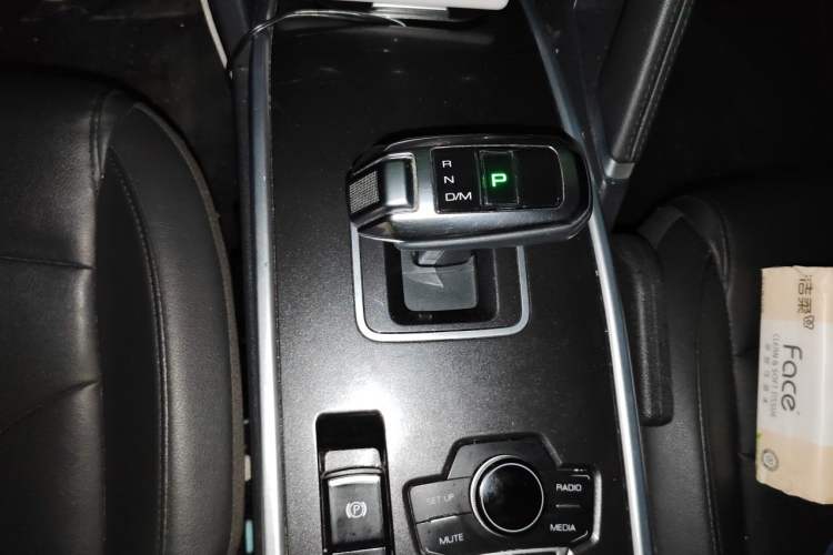 Used Haval H6 2019 Sport Edition 1.5T Automatic Two-Wheel Drive Elite Model China VI Gear Lever