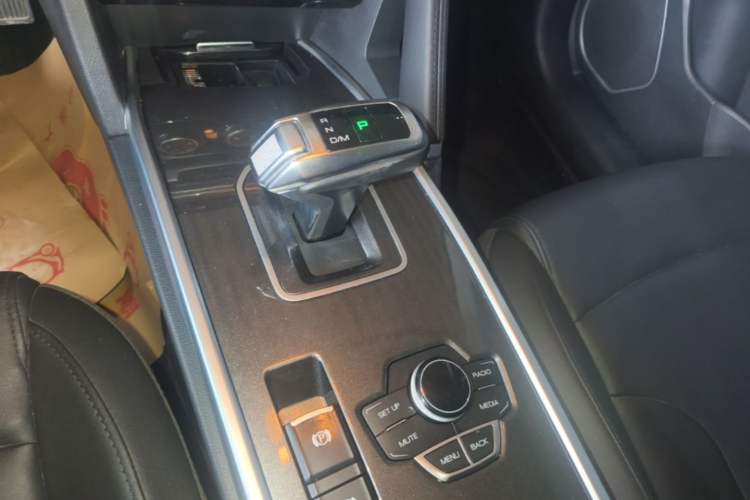 Used Haval H6 2019 Sport Edition 1.5T Automatic Two-Wheel Drive Elite Model China VI Gear Lever