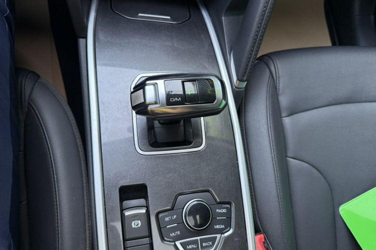 Used Haval H6 2019 Sport Edition 1.5T Automatic Two-Wheel Drive Elite Model China VI Gear Lever