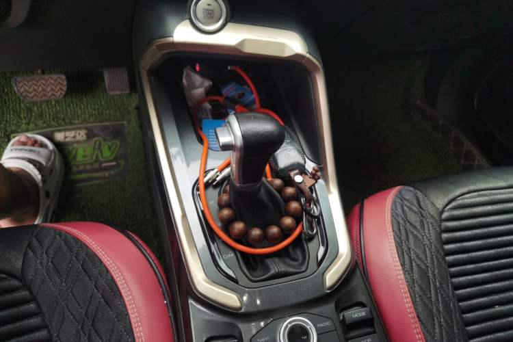 Used Haval H6 2019 Red Label 1.5 GDIT Automatic Luxury Smart Connectivity Edition Gear Lever