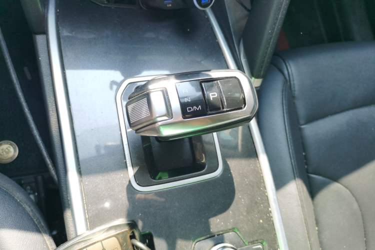 Used Haval H6 2019 Sport Edition 1.5T Automatic Two-Wheel Drive Elite Model China VI Gear Lever