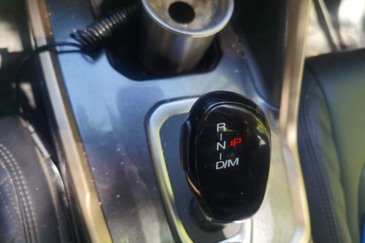 Used Haval H6 2019 1.5 GDIT Automatic Champion Edition China VI Standard Gear Lever