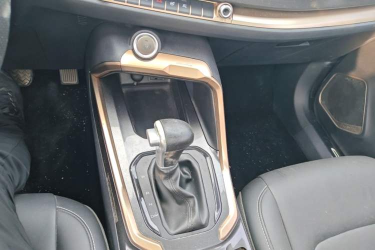 Used Haval H6 2019 2.0 GDIT Automatic Champion Edition China V Standard Gear Lever