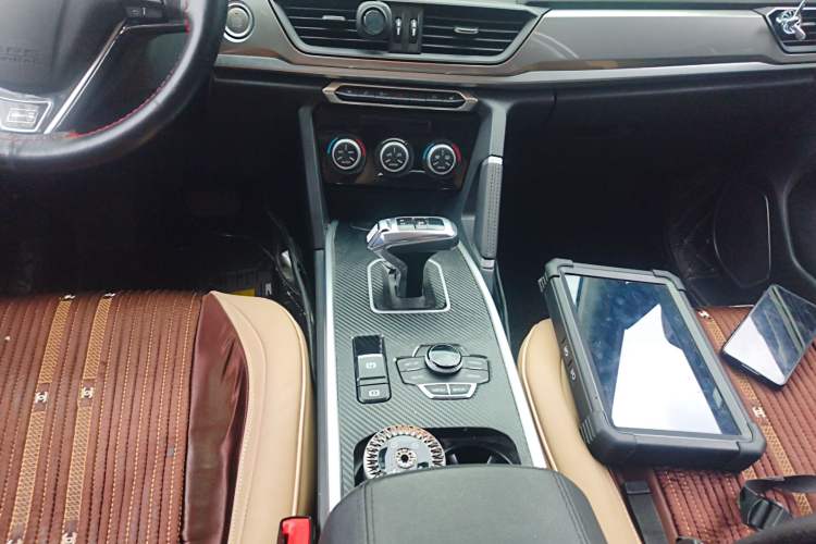 Used Haval H6 2019 Sport Edition 1.5T Automatic Two-Wheel Drive Elite Model China VI Gear Lever