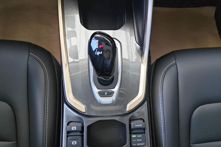 Used Haval H6 2019 1.5 GDIT Automatic Champion Edition China VI Standard Gear Lever
