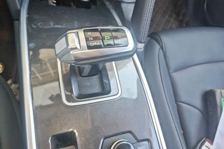 Used Haval H6 2019 Sport Edition 1.5T Automatic Two-Wheel Drive Elite Model China VI Gear Lever