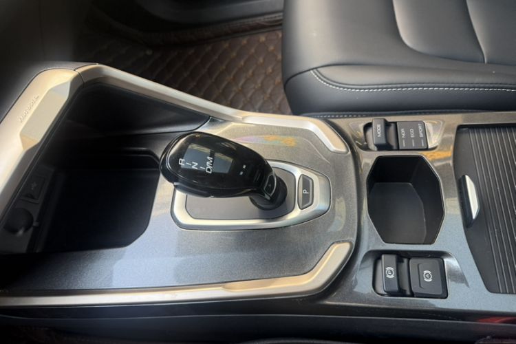 Used Haval H6 2019 1.5 GDIT Automatic Champion Edition China VI Standard Gear Lever