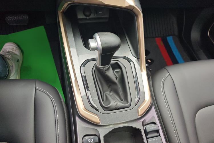 Used Haval H6 2019 1.5 GDIT Automatic Champion Edition China V Standard Gear Lever