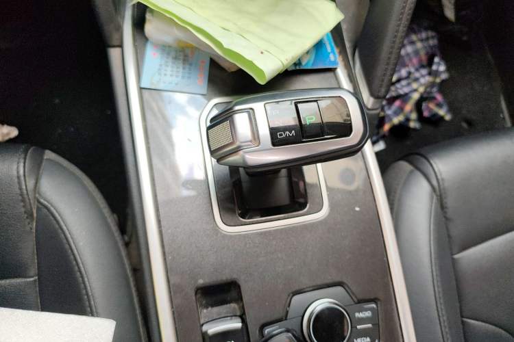 Used Haval H6 2019 Sport Edition 1.5T Automatic Two-Wheel Drive Elite Model China VI Gear Lever