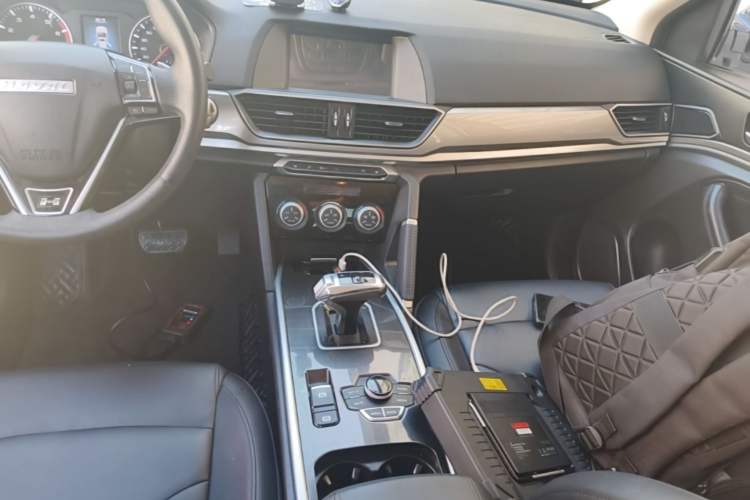 Used Haval H6 2019 Sport Edition 1.5T Automatic Two-Wheel Drive Elite Model China VI Gear Lever
