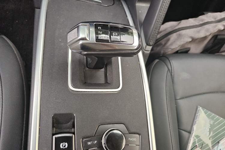 Used Haval H6 2019 Sport Edition 1.5T Automatic Two-Wheel Drive Elite Model China VI Gear Lever