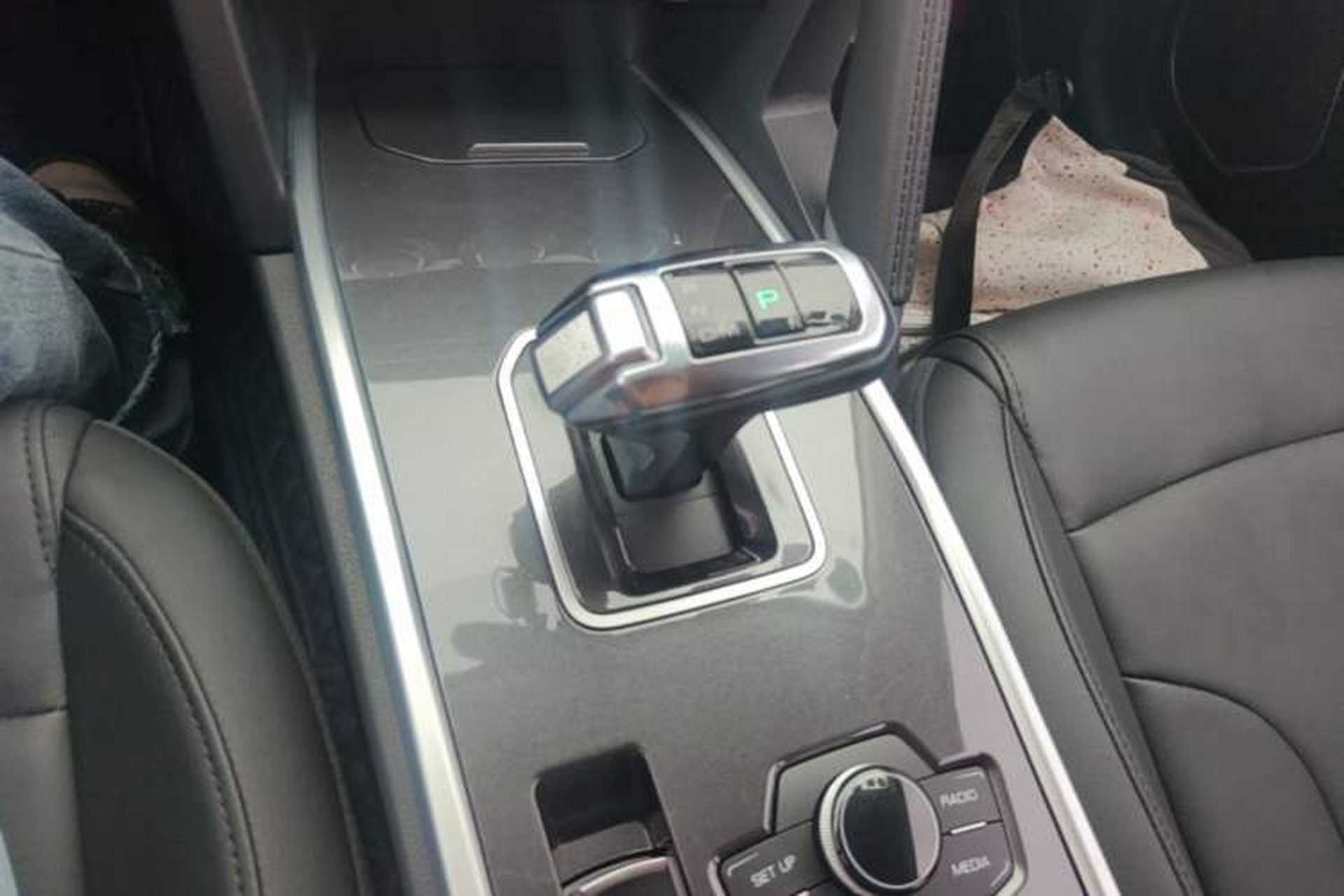 Used Haval H6 2019 Sport Edition 1.5T Automatic Two-Wheel Drive Elite Model China VI Gear Lever