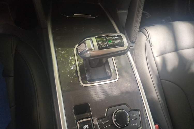 Used Haval H6 2019 Sport Edition 1.5T Automatic Two-Wheel Drive Elite Model China VI Gear Lever