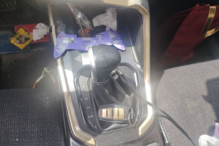 Used Haval H6 2019 Blue Label 1.5 GDIT Automatic Luxury Smart Connectivity Edition Gear Lever