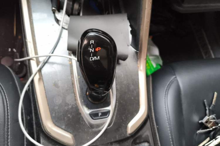 Used Haval H6 2019 1.5 GDIT Automatic Luxury Smart Connect Version China VI Standard Gear Lever