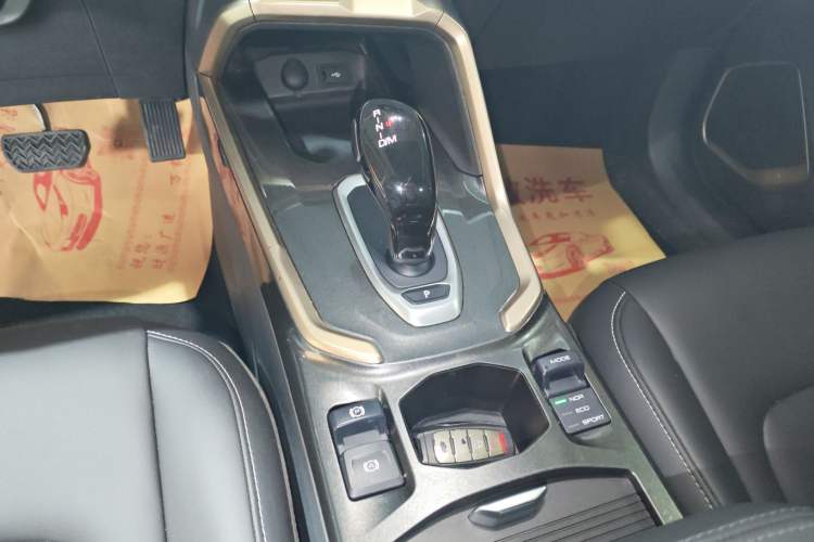 Used Haval H6 2019 1.5 GDIT Automatic Champion Edition China VI Standard Gear Lever