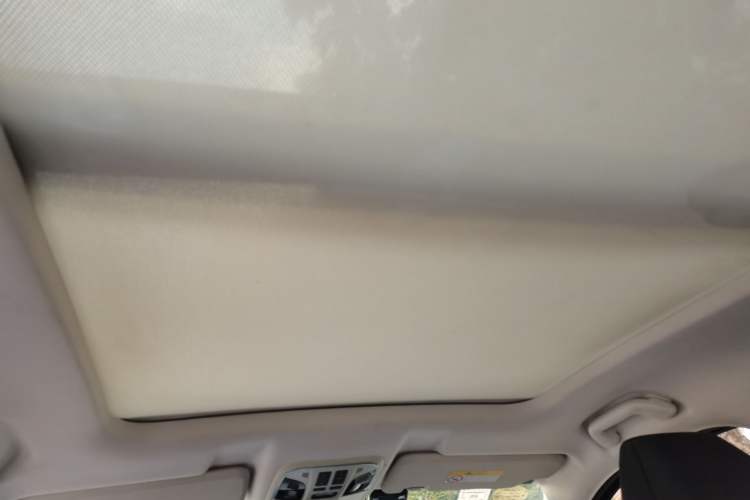 Used Haval H6 2019 Blue Label 2.0 GDIT Automatic Luxury Smart Connectivity Edition Headliner