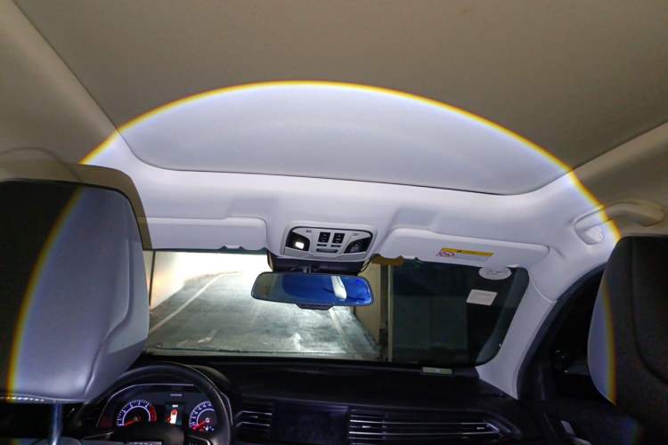 Used Haval H6 2019 1.5 GDIT Automatic Luxury Smart Connect Edition Emission Standard China V Headliner